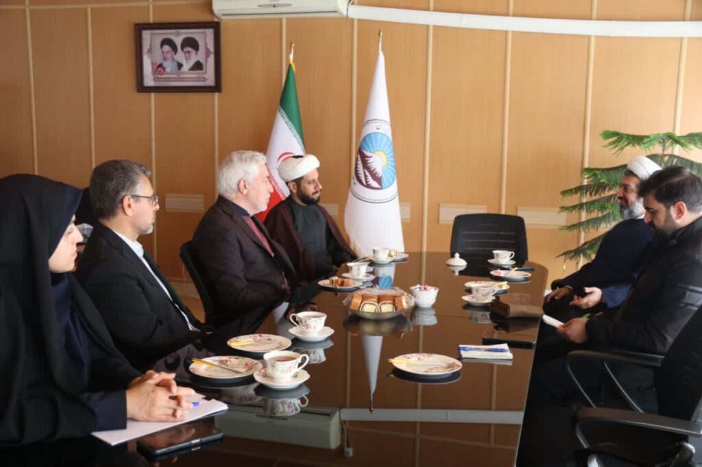 جلسه شورای اقامه نماز شرکت بیمه ایران استان زنجان برگزار شد