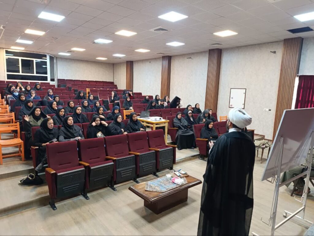 دوره آموزشی نماز یاوران کوچک (نیک) در استان یزد برگزار شد