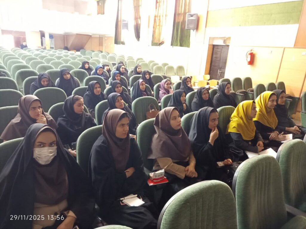 دوره آموزشی نماز یاوران کوچک (نیک) در استان یزد برگزار شد