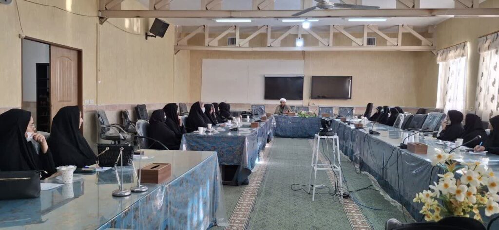 دوره آموزشی نماز یاوران کوچک (نیک) در استان یزد برگزار شد