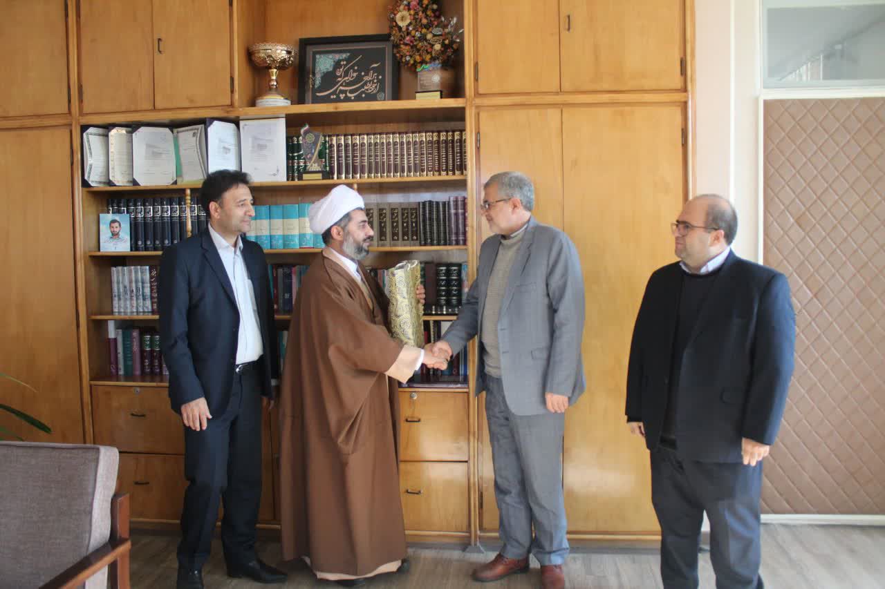 تجلیل از فعالان نمازی تبریز