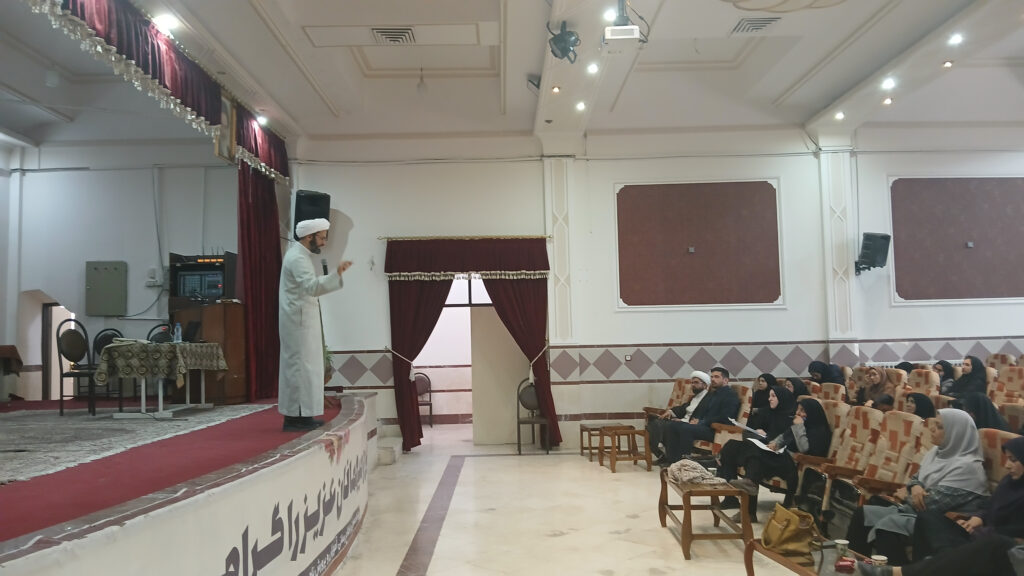 دوره آموزشی نماز یاوران کوچک (نیک) در استان یزد برگزار شد