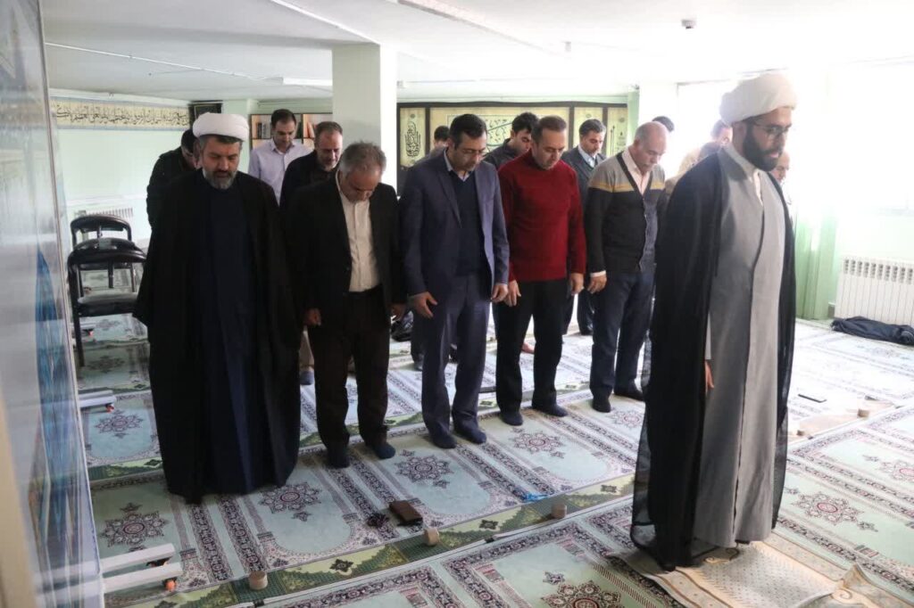 جلسه شورای اقامه نماز اداره کل امور مالیاتی زنجان برگزار شد