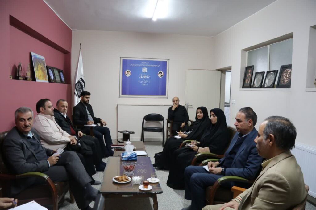 جلسه هم‌اندیشی دبیران اقامه نماز زیر مجموعه وزارت اقتصاد و دارایی در زنجان برگزار شد