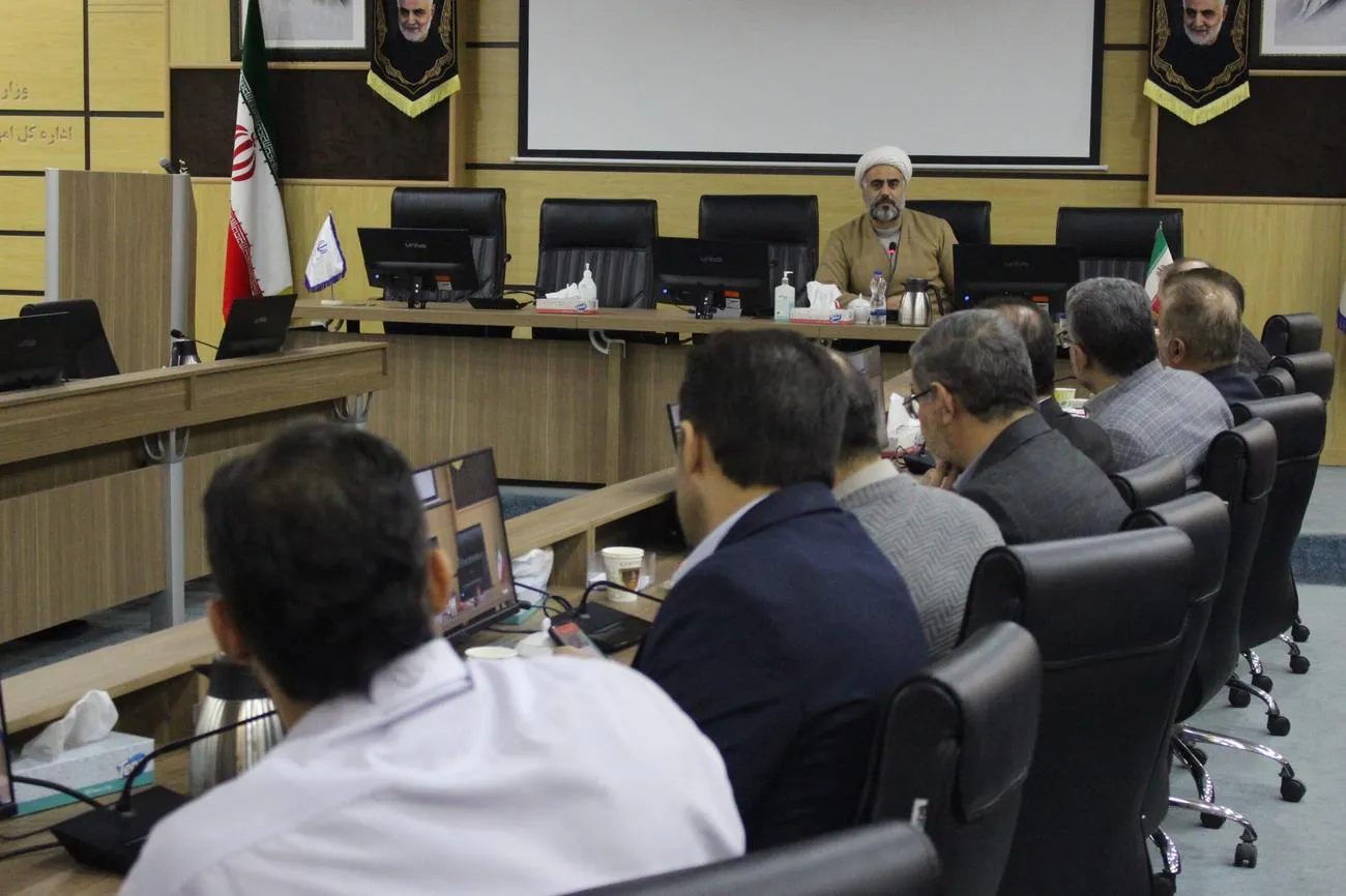 دوره آموزشی سبک زندگی قرآنی در اداره کل امور اقتصادی و دارایی استان البرز برگزار شد