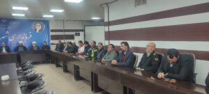 جلسه شورای اقامه نماز شهرستان ازنا با حضور امام جمعه و فرماندار