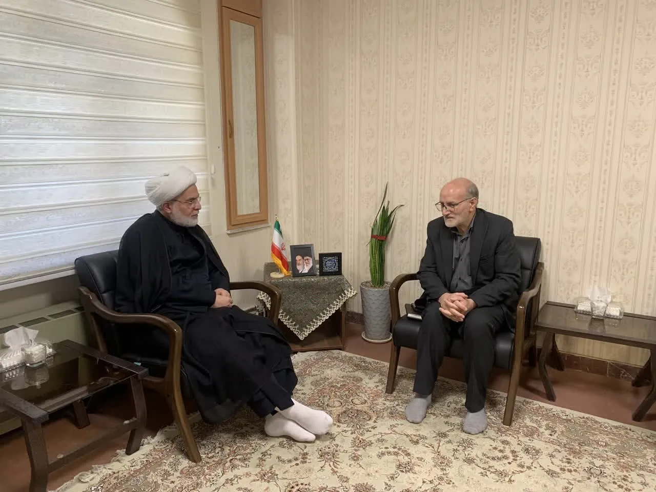 مدیر ستاد اقامه نماز استان کردستان با نماینده ولی‌فقیه در استان دیدار و گفت و گو کرد