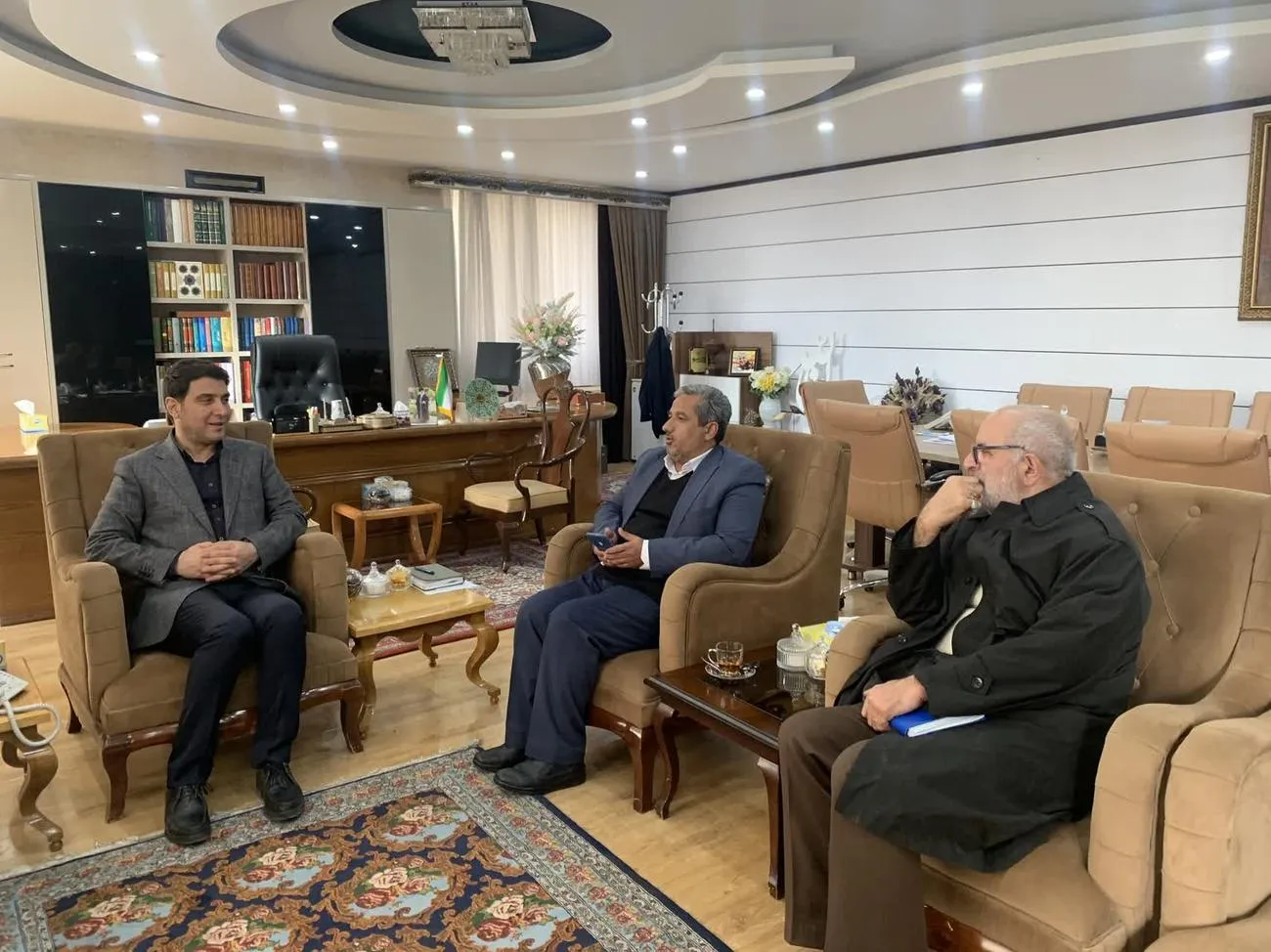 دیدار مسئولین ستاد اقامه نماز کشور با استاندار کردستان