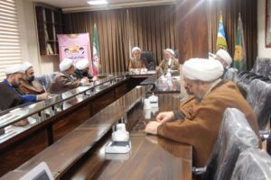 نشست آموزشی با حضور روحانیون و ائمه جماعات دفتر سیاسی، عقیدتی ارتش شمال شرق کشور برگزار شد