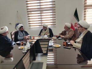 نشست هم اندیشی استفاده بهینه از طلاب در امر اقامه نماز در آموزش و پرورش برگزار شد