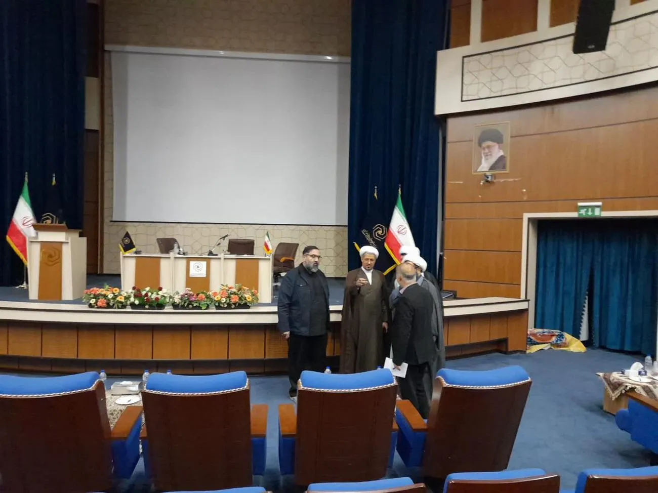 نشست هماهنگی دهمین اجلاس استانی نماز قم برگزار شد