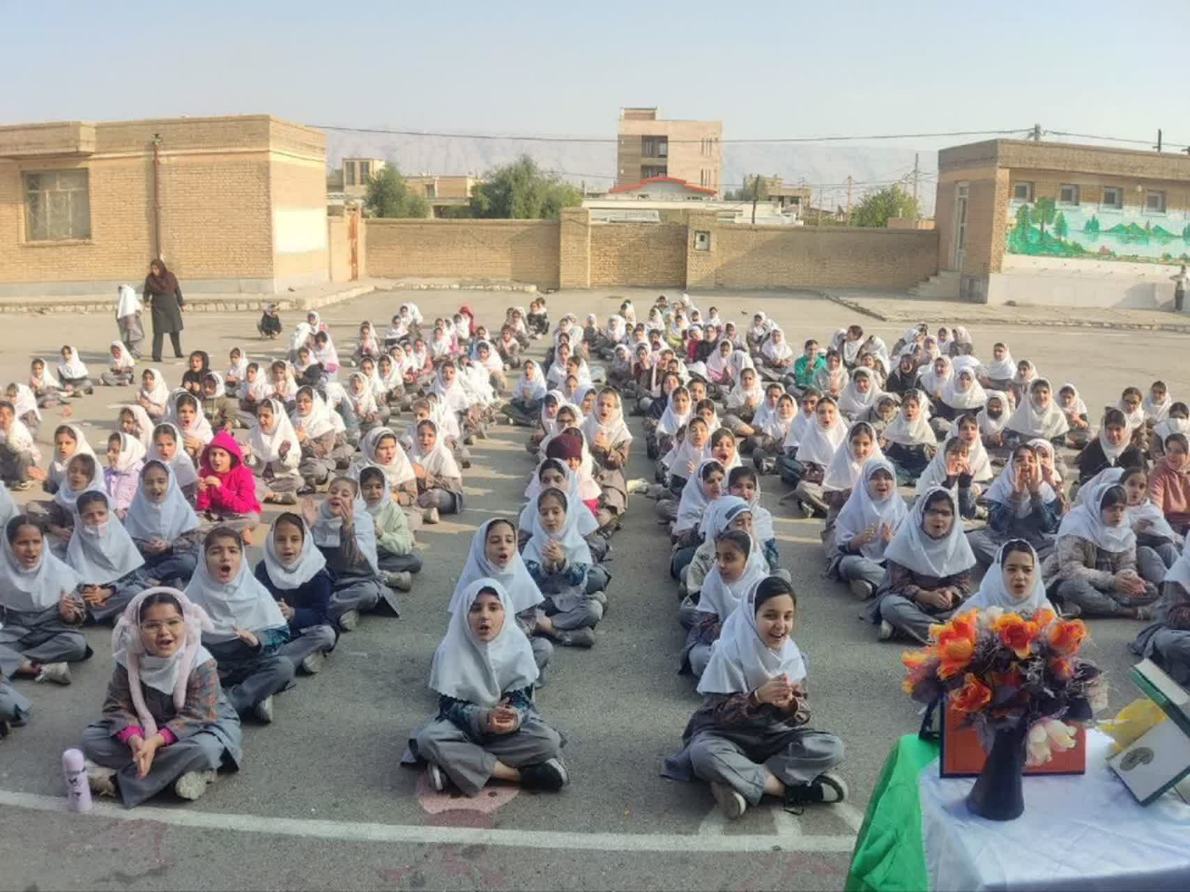 نشست نمازشناسی در دبستان عصمت درهشهر برگزار شد