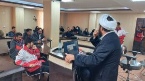نشست آموزشی نماز ویژه گروه‌های موثر هلال احمر در شهرستان کوهرنگ برگزار شد