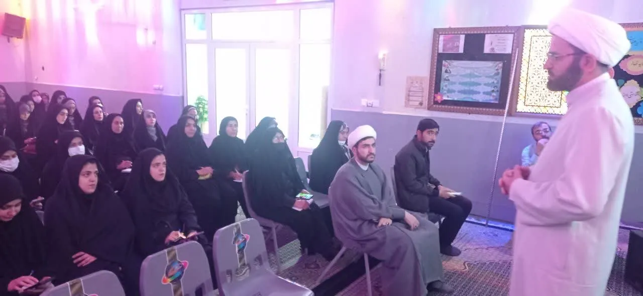 دوره آموزشی شیوه های انس کودکان با نماز(نیک) ویژه مربیان و مدیران کودکستانهای منطقه کاشان برگزار گردید