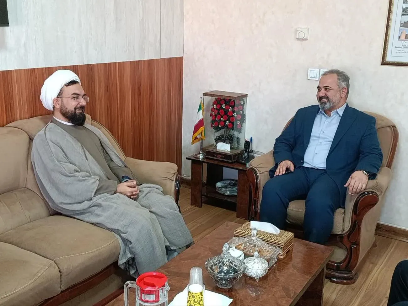 نشست مشترک استانداری و ستاد اقامه نماز سمنان برای برگزاری اجلاسیه استانی نماز برگزار شد