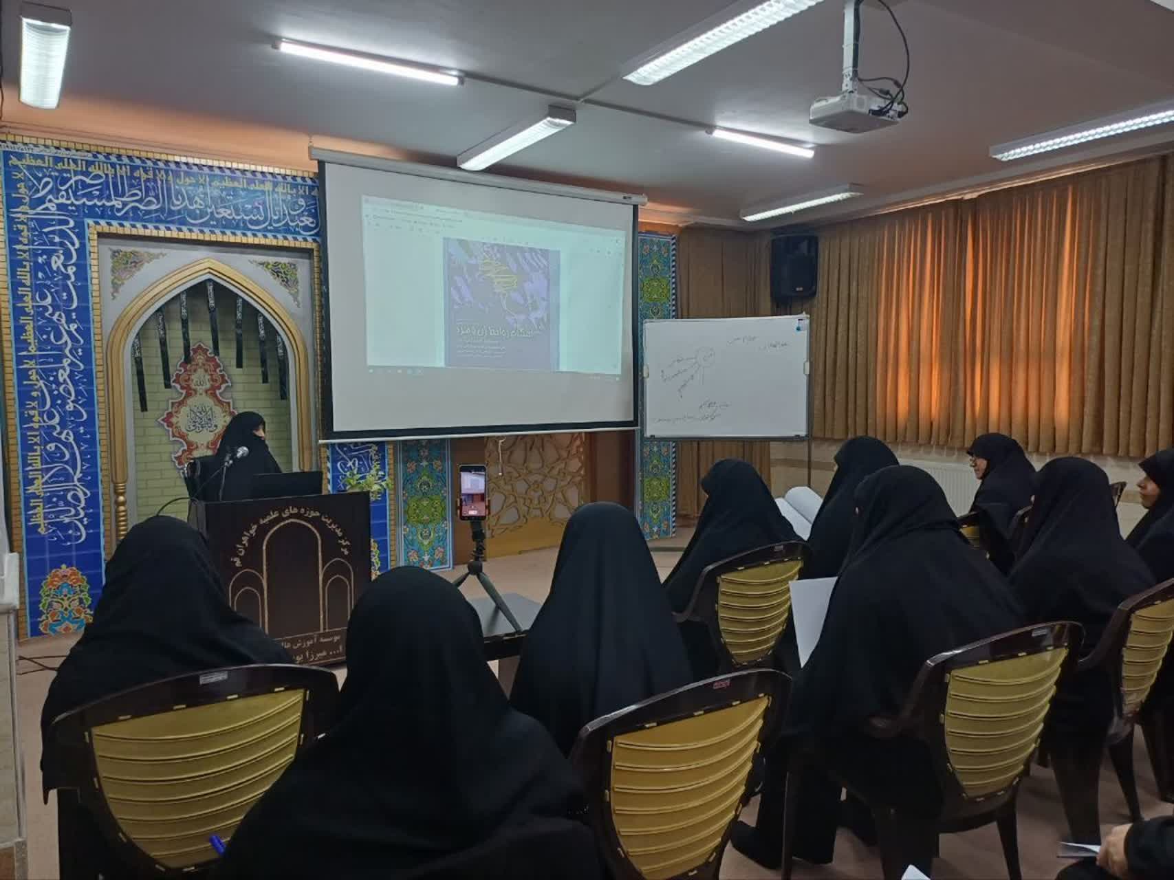 از خانه تا فضای مجازی؛ دو میدان اصلی تربیت دینی فرزندان