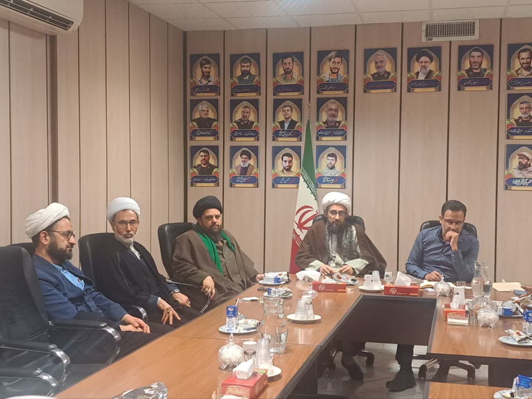 برگزاری جلسه روحانیون فعال در مدارس شهرستان گلپایگان با فرماندار شهرستان استان اصفهان