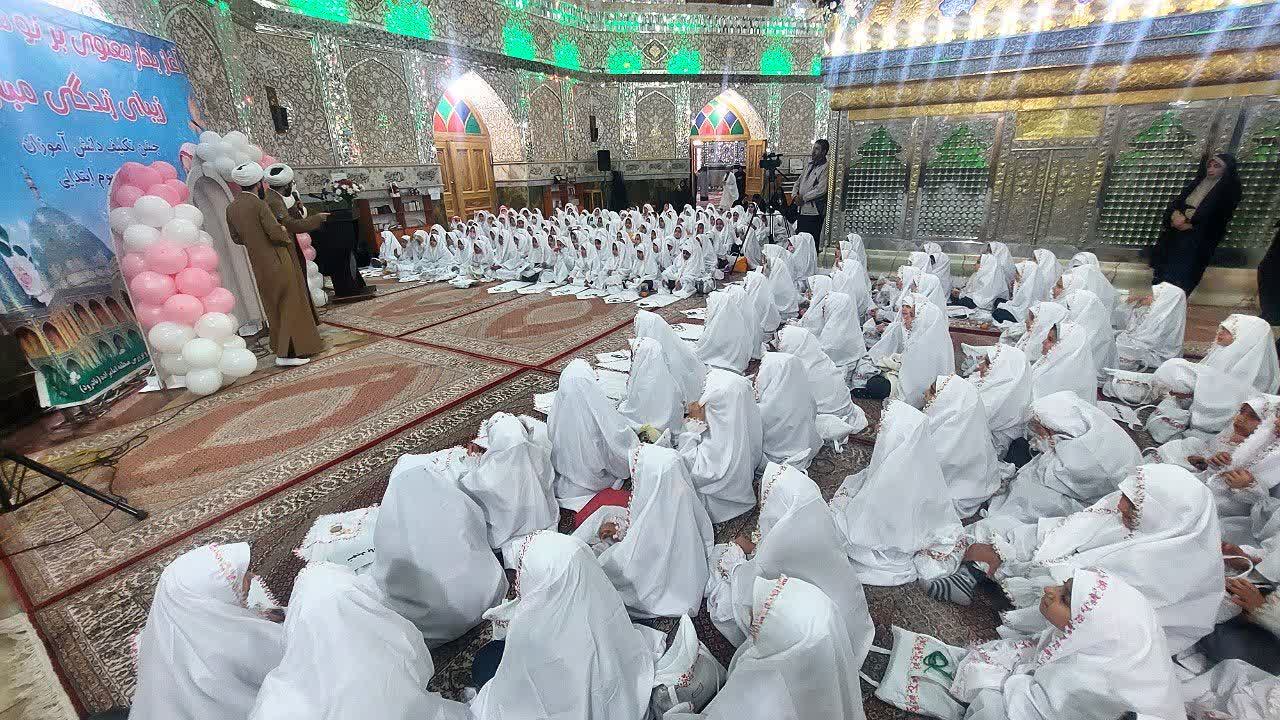 جشن تکلیف دانش آموزان پایه سوم مدارس منطقه امامزاده-بادرود شهرستان نطنز اصفهان