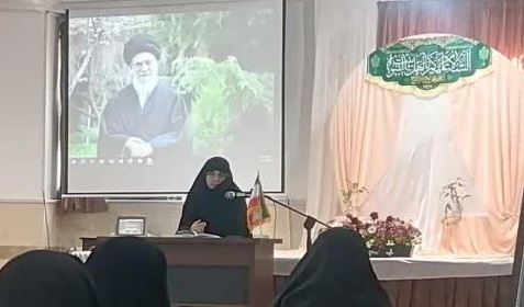 مادران، حلقه وصل خانواده و نماز در عصر فناوری