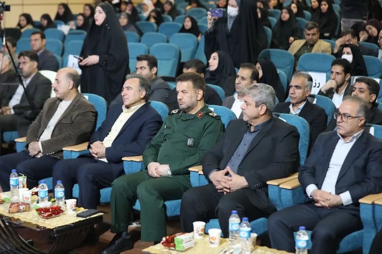 دهمین اجلاسیه استانی نماز در ایلام برگزار شد