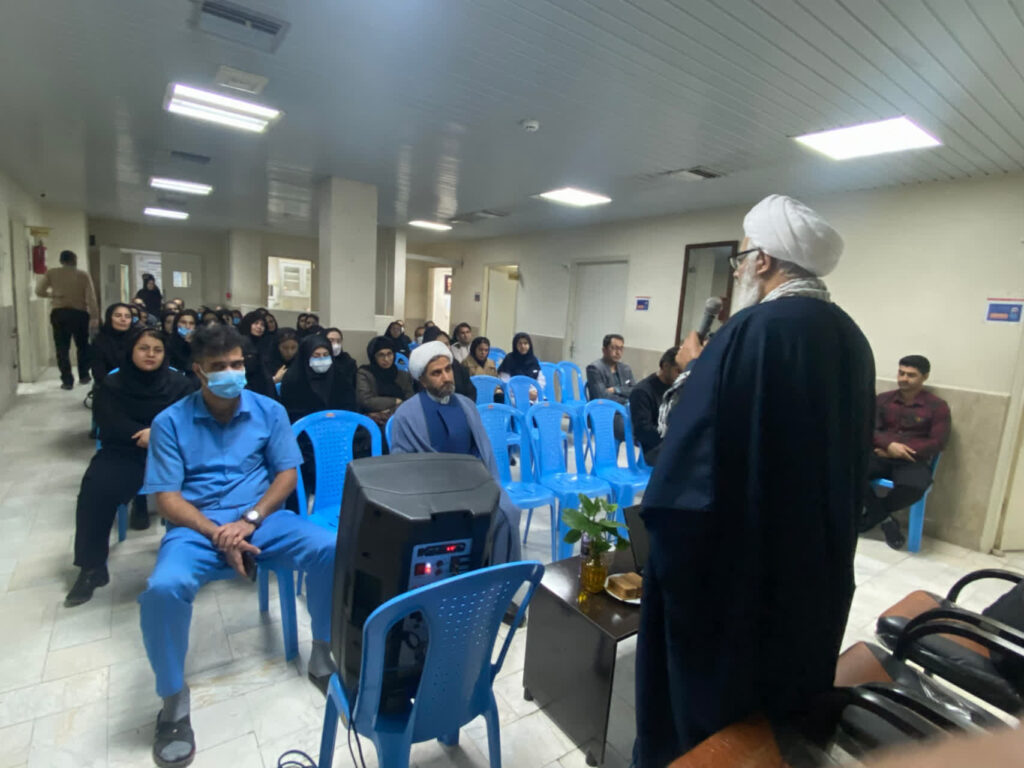 بازدید از نمازخانه در حال احداث بیمارستان