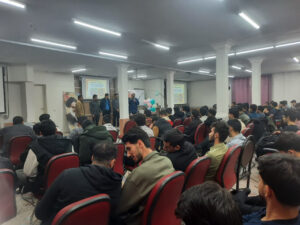 «معراج»؛ گامی نو در توانمندسازی دانشجو‌معلمان برای ترویج فرهنگ نماز در قم