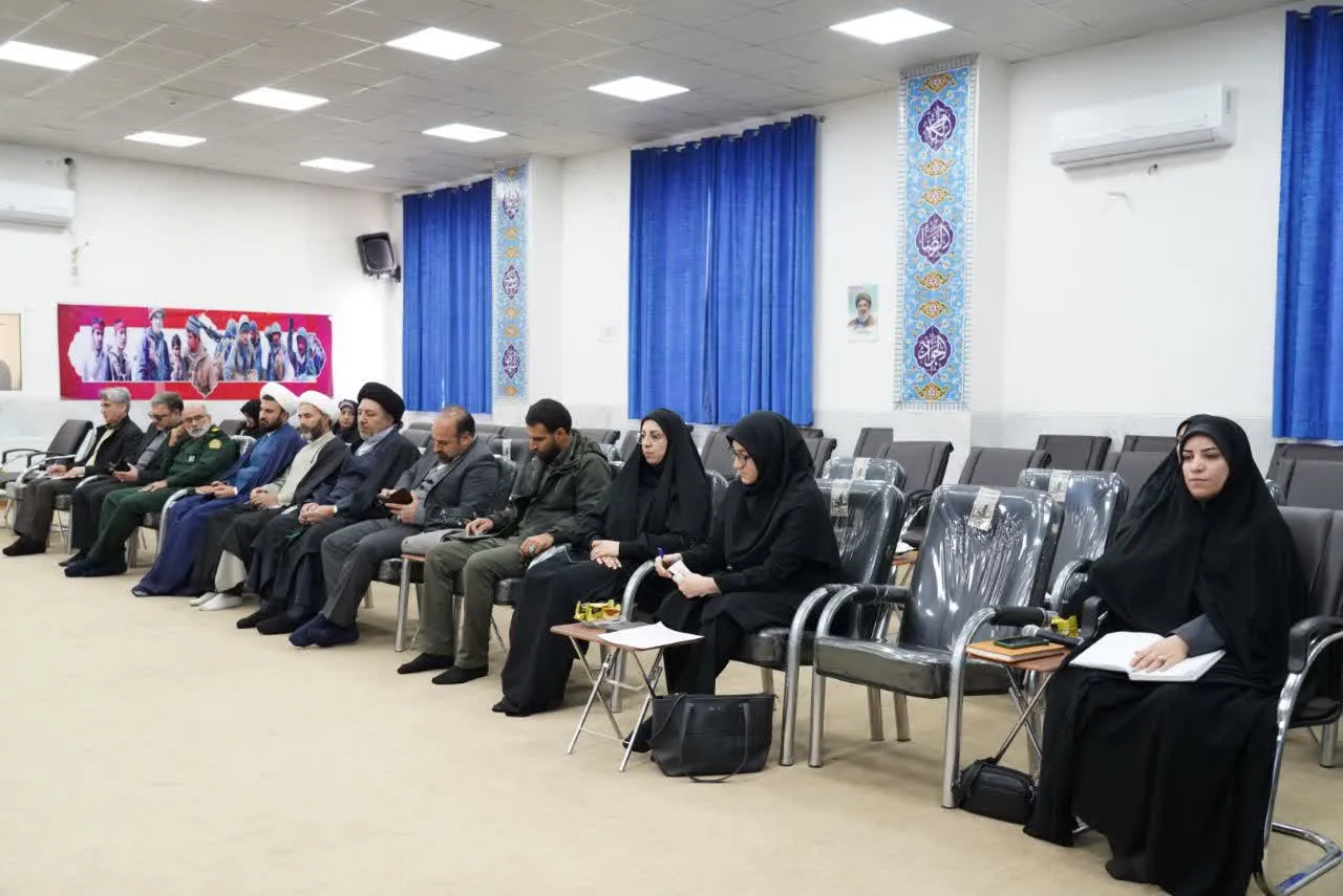 جلسه شورای فرهنگ عمومی استان لرستان با موضوع آسیبهای اجتماعی