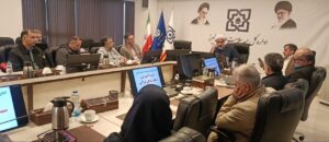 دوره سبک زندگی قرآنی در راستای اجلاس استانی نماز در اداره کل بیمه سلامت البرز برگزار شد