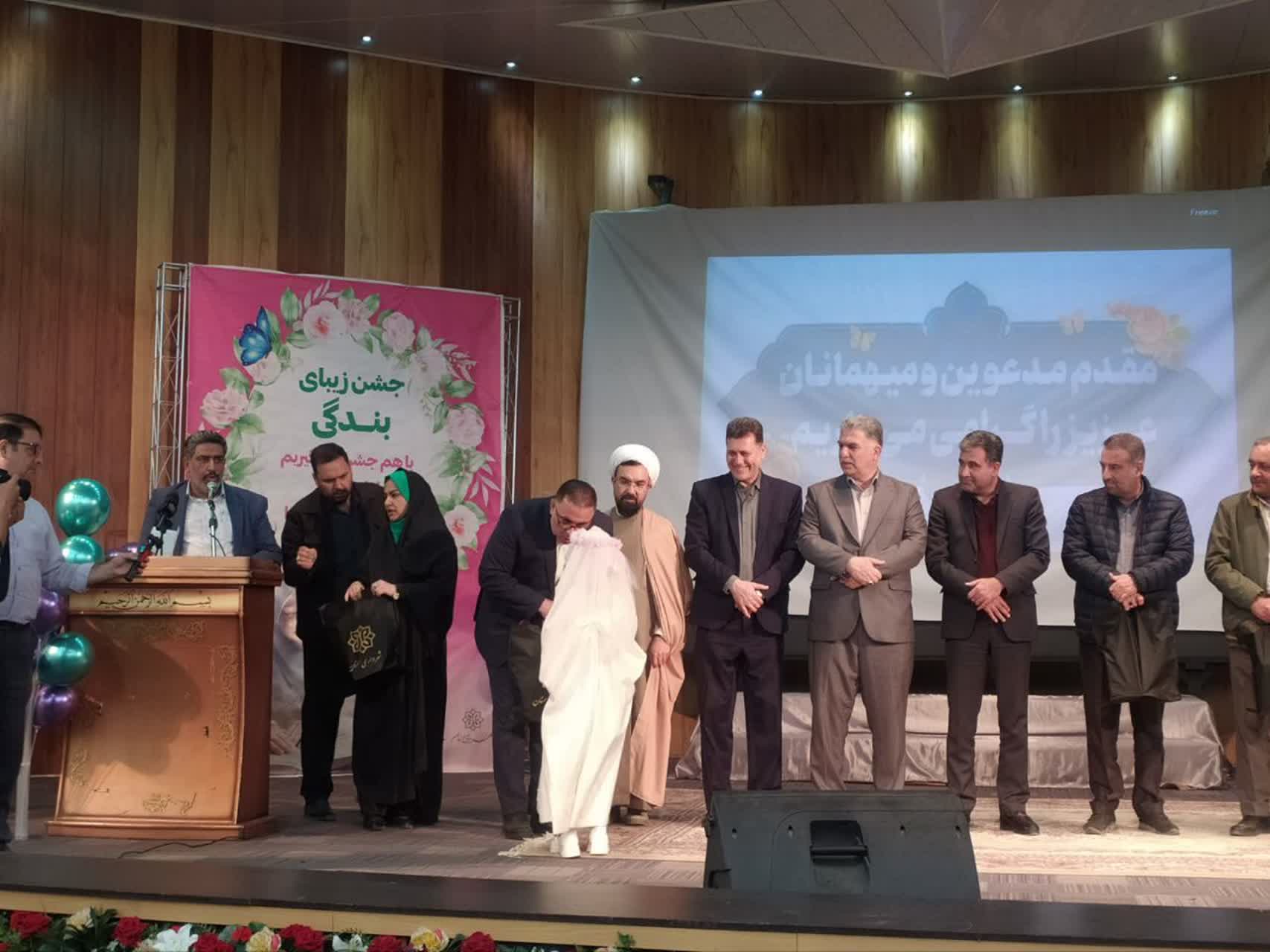 آیین جشن نومکلفین شهرداری سمنان با حضور مدیر ستاد اقامه نماز برگزار شد