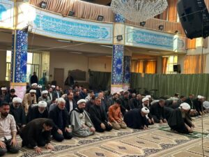 آیین اقامه نماز جماعت ظهر و عصر در دانشگاه سمنان برگزار شد