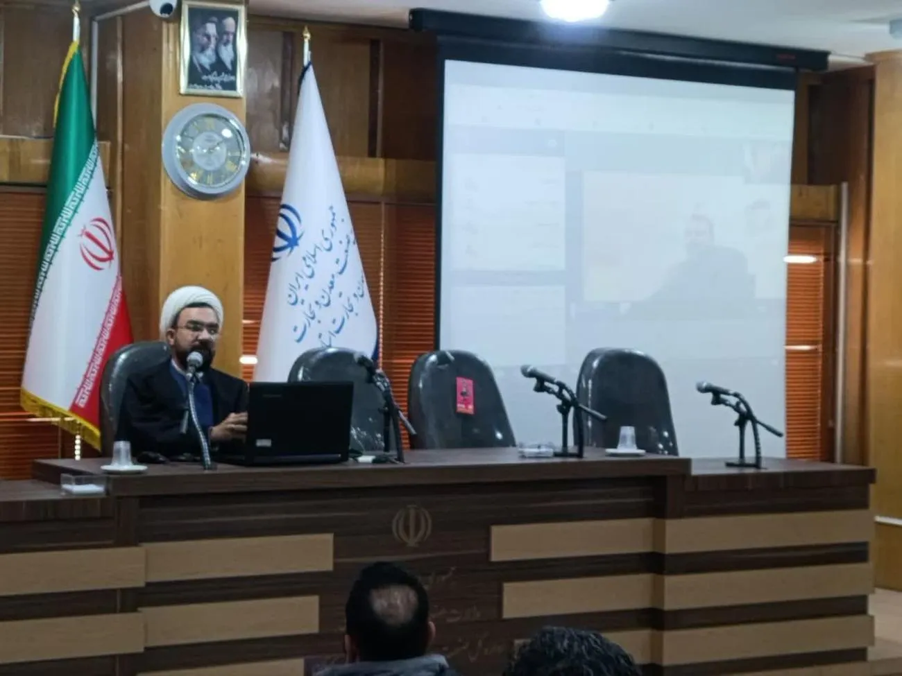 برگزاری جلسه تبیین برنامههای اقامه نماز با مدیران و رابطین ادارهکل صنعت برگزار شد