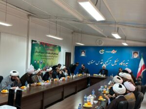 نشست و گردهمایی امامان جماعت و دبیران شورای اقامه نماز صنعت آب و برق استان سمنان برگزار شد