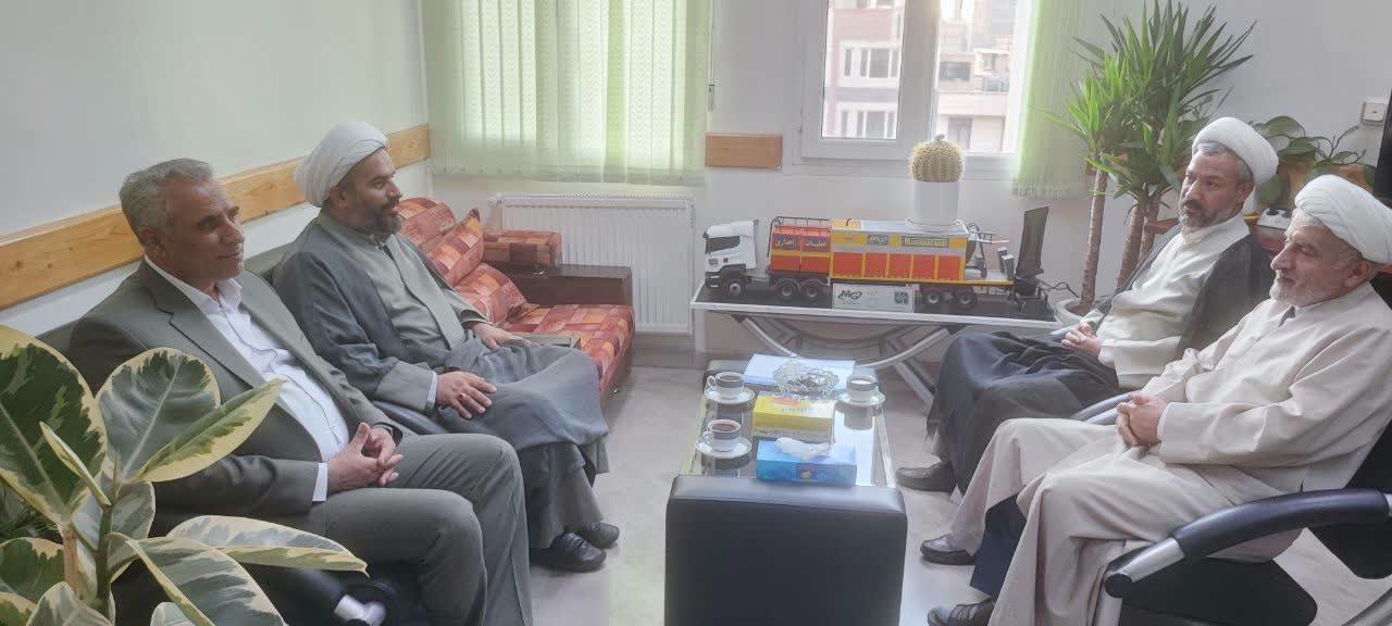 دیدار مدیر ستاد اقامه نماز خراسان جنوبی با رییس ستاد اقامه نماز سازمان راهداری و حمل و نقل جاده‌ای کشور