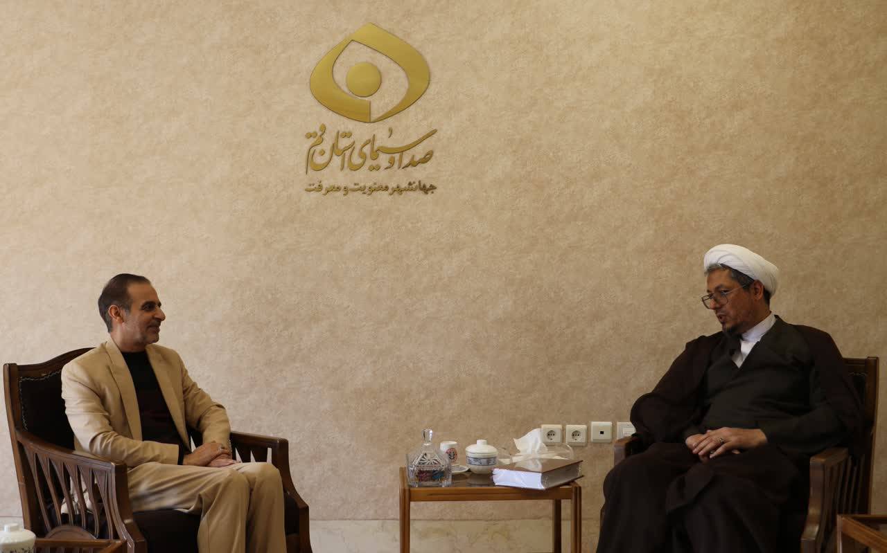 دیدار مدیرکل صداوسیمای قم با مسئول ستاد اقامه نماز استان؛ تأکید بر پوشش رسانهای دو همایش مهم