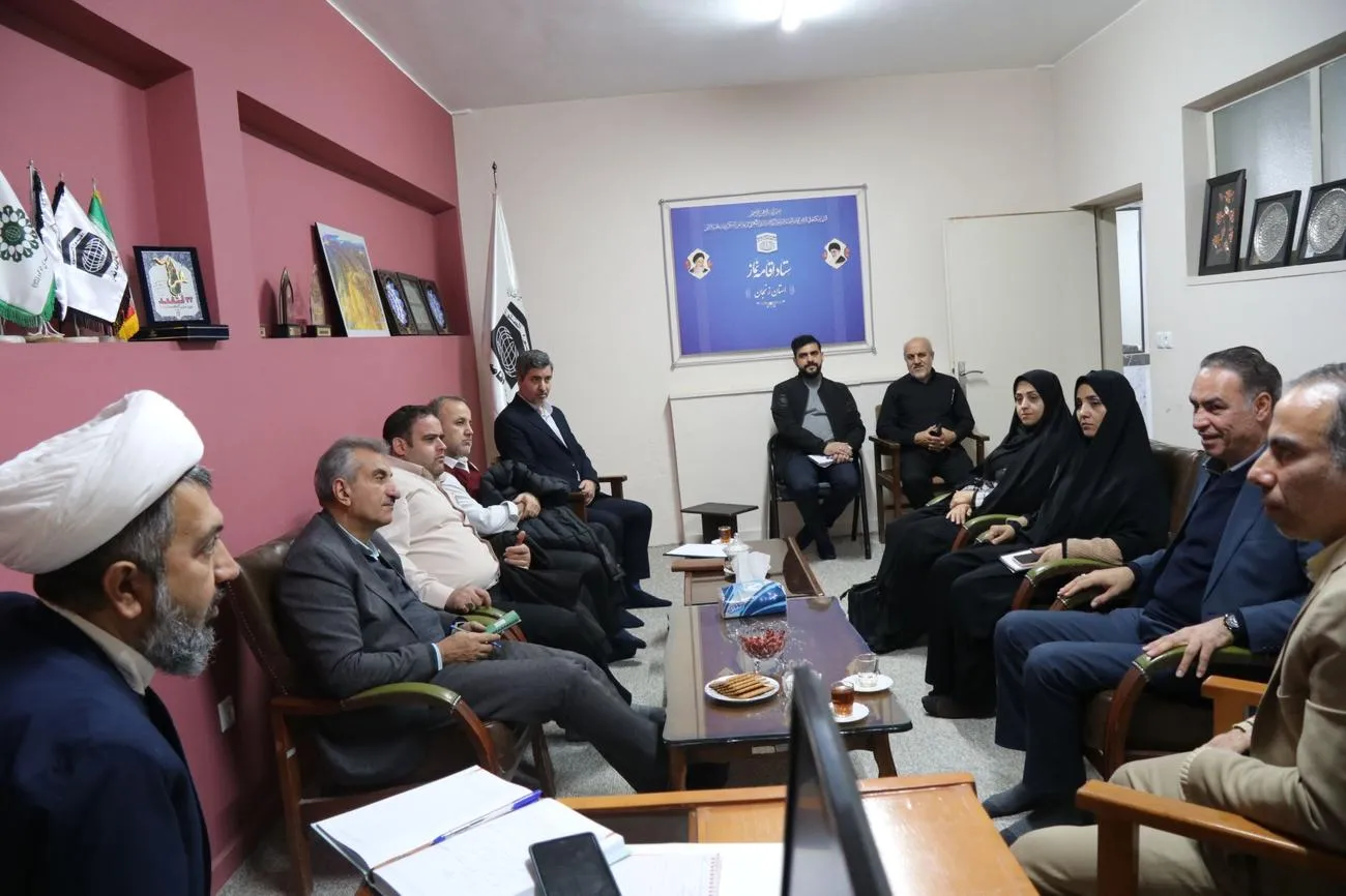 جلسه هم‌اندیشی دبیران اقامه نماز زیر مجموعه وزارت اقتصاد و دارایی در زنجان برگزار شد