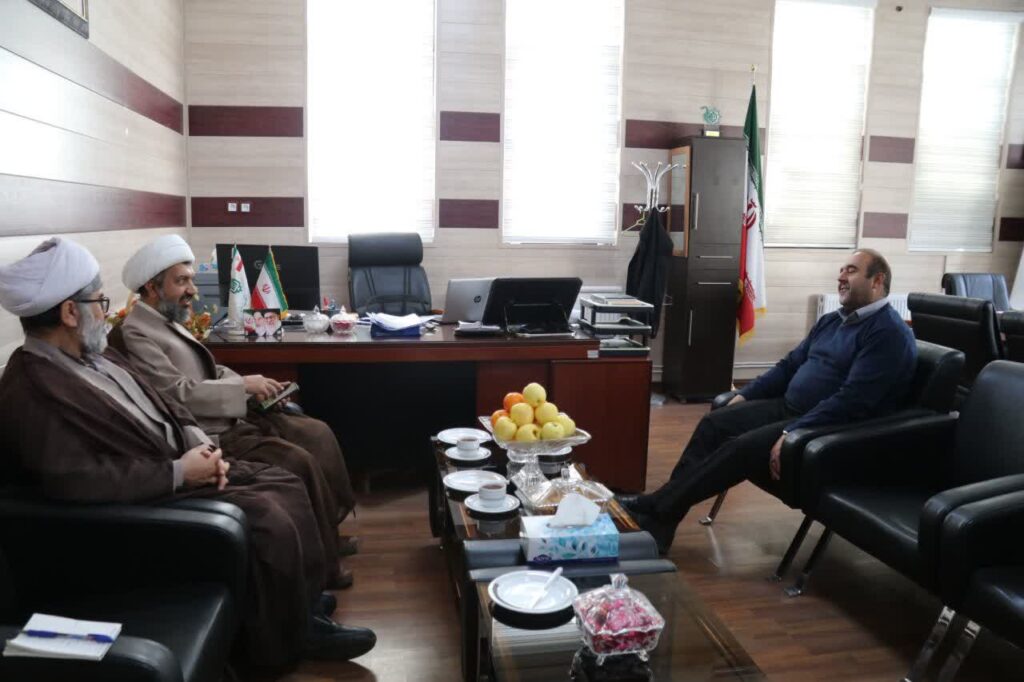 دیدار مدیر ستاد اقامه نماز با مدیر بنیاد مستضعفان زنجان