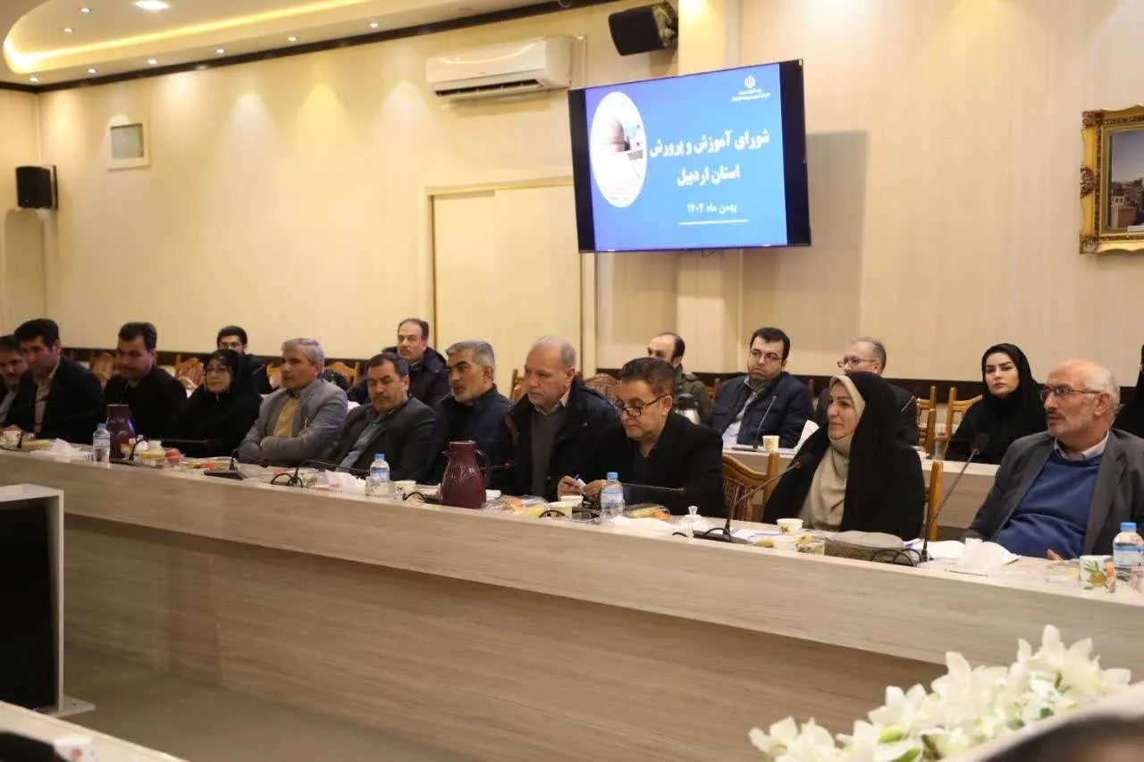 هیئت اندیشه‌ورز گرامیداشت چهل و هفتمین سالگرد پیروزی انقلاب اسلامی در مازندران با رویکرد نماز محوری برگزار شد