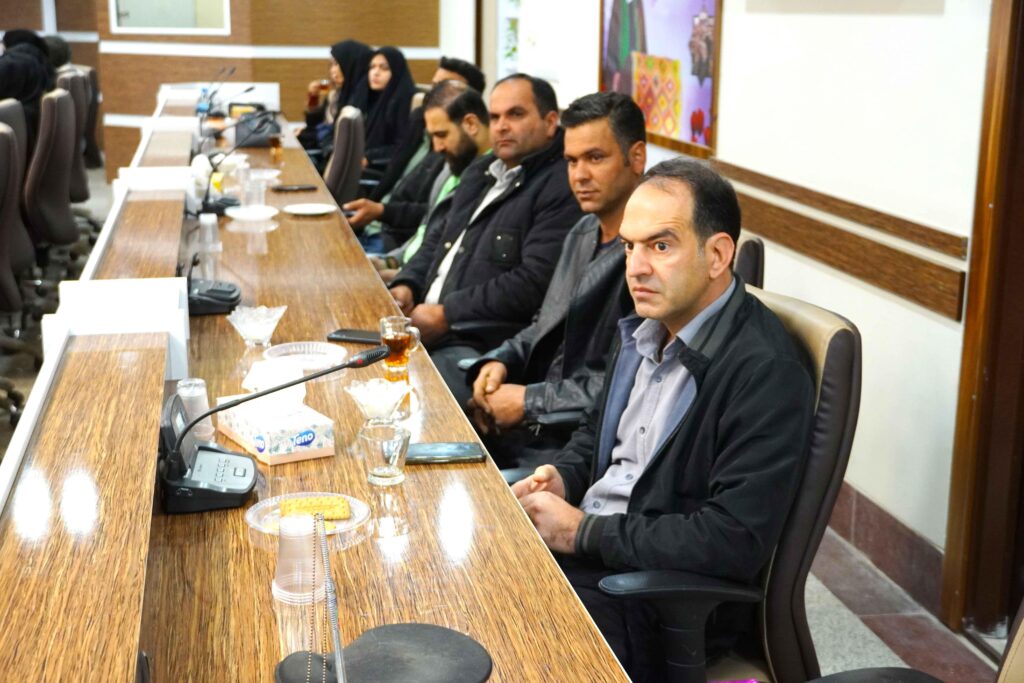 شورای اقامه نماز شهرستان خاتم برگزار شد