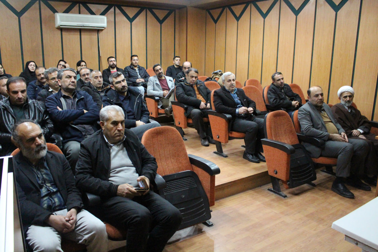 جلسه شورای اقامه نماز دانشگاه آزاد اسلامی تاکستان برگزار شد