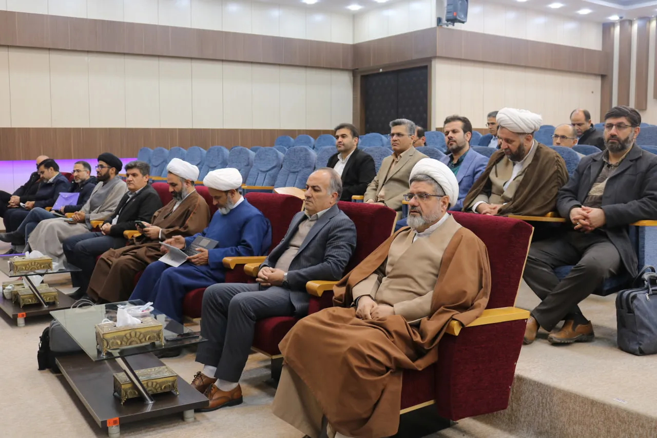 دوره توانمندسازی اساتید دانشگاه فرهنگیان با عنوان طرح عروج اصفهان