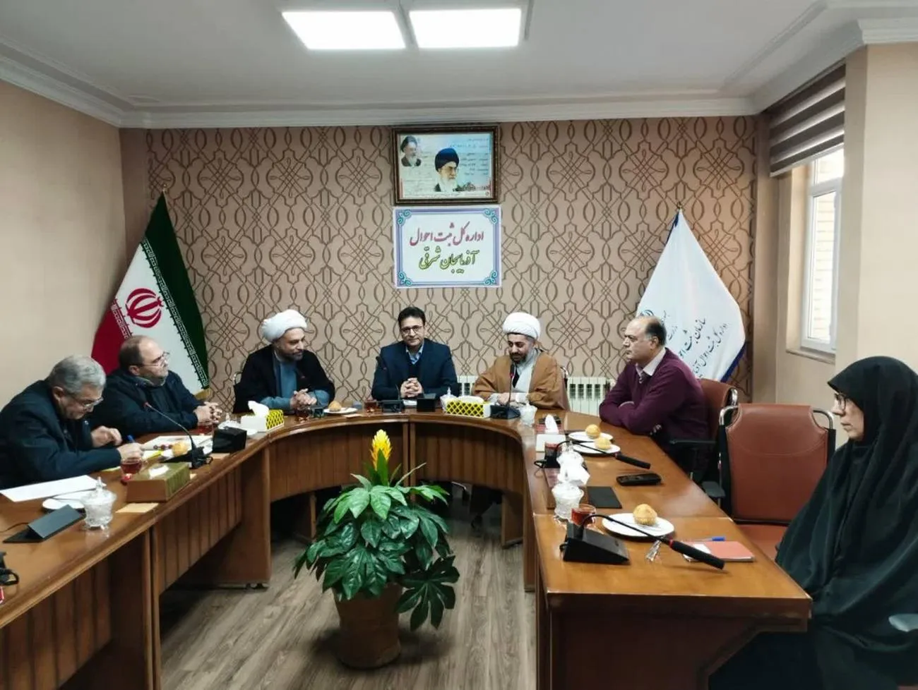 پنجمین جلسه شورای اقامه نماز اداره‌کل ثبت احوال استان
