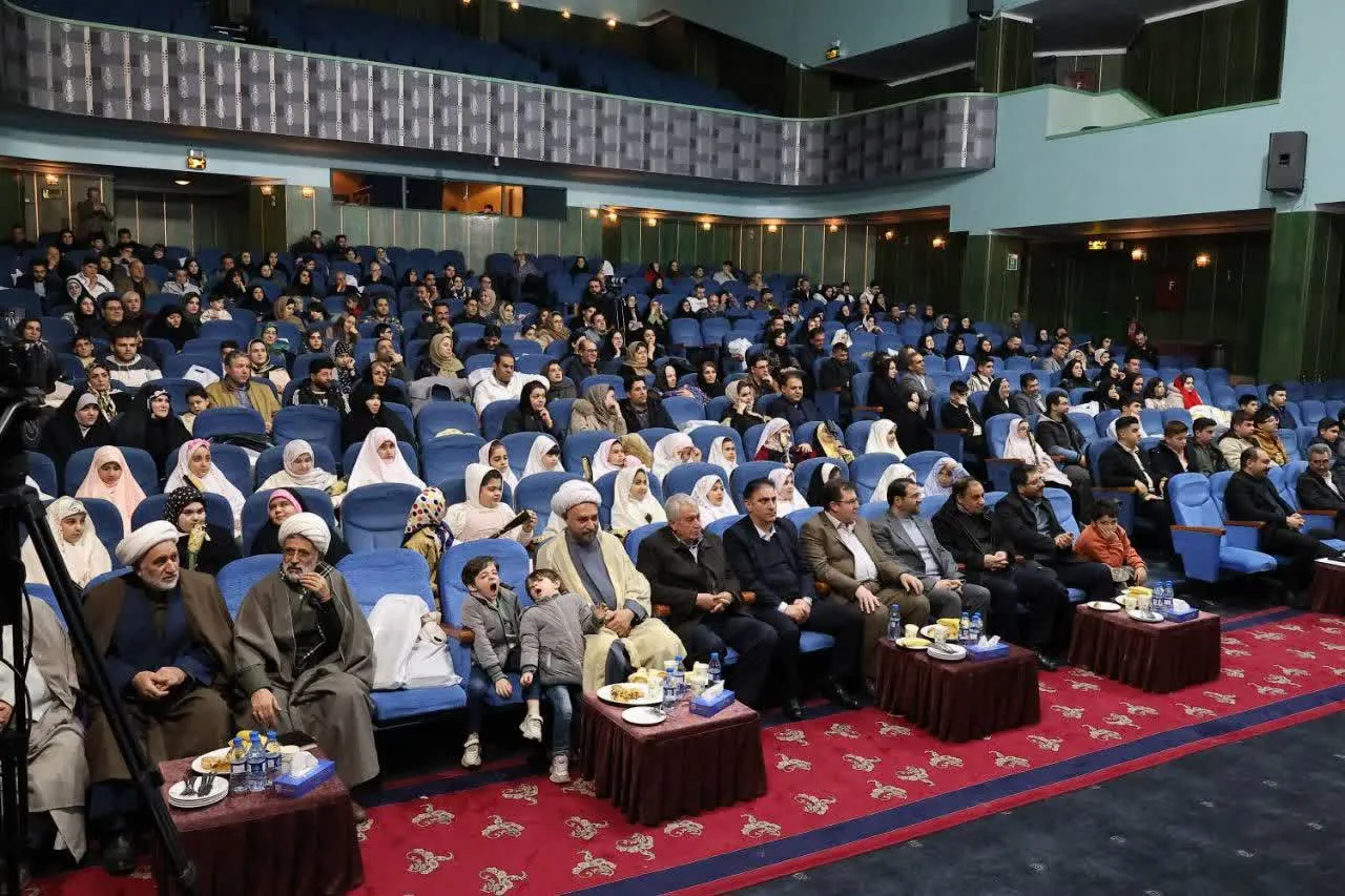 جشن تکلیف فرزندان شرکت توزیع برق استان
