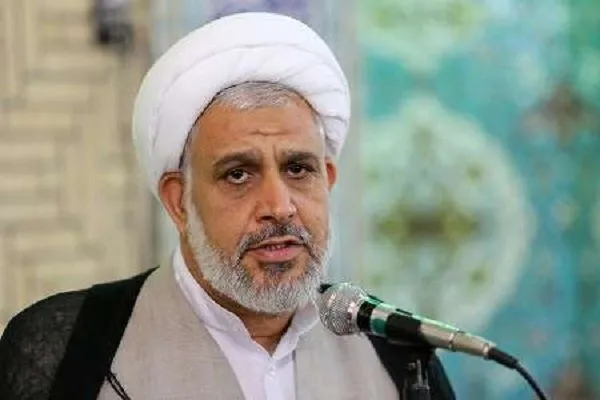 اقامه نماز جمعه کرمان به امامت مدیر ستاد اقامه نماز کرمان