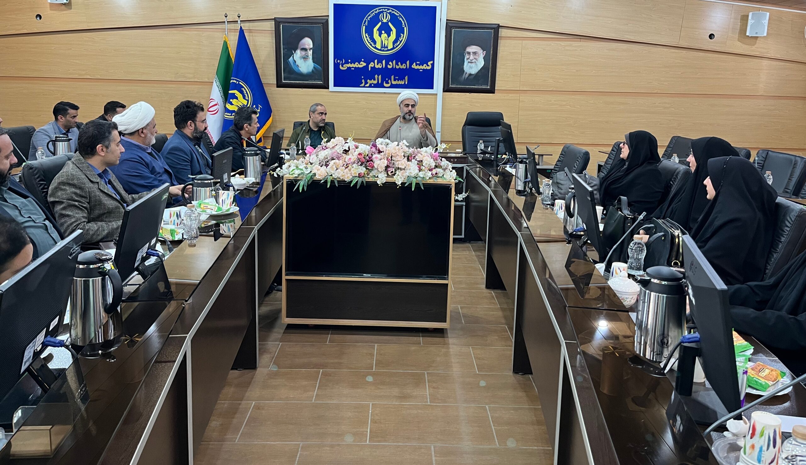 دوره آموزشی «آداب و اسرار احکام نماز» پیش از اجلاس استانی در کمیته امداد استان البرز برگزار شد