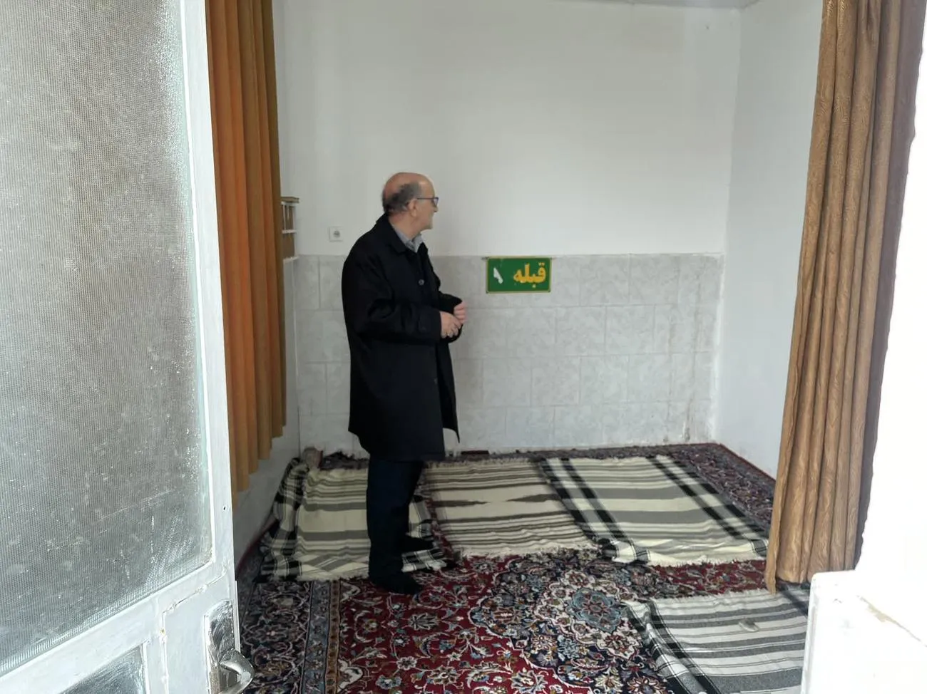 مدیر ستاد اقامه نماز استان کردستان از نمازخانه‌های بین‌راهی دهگلان و قروه بازدید کرد