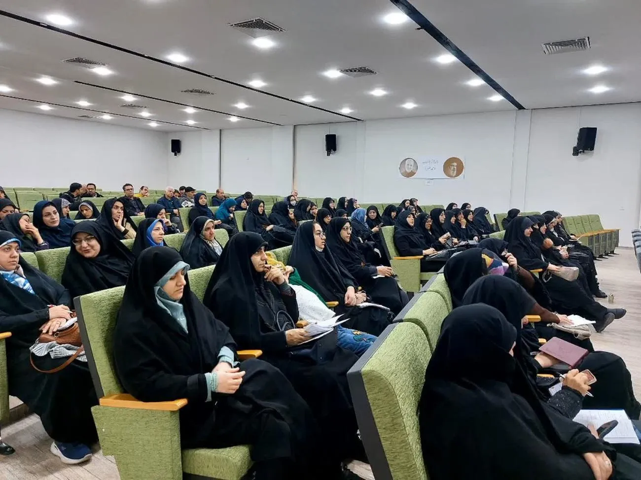 نمازیاران مدارس ناحیه یک اصفهان