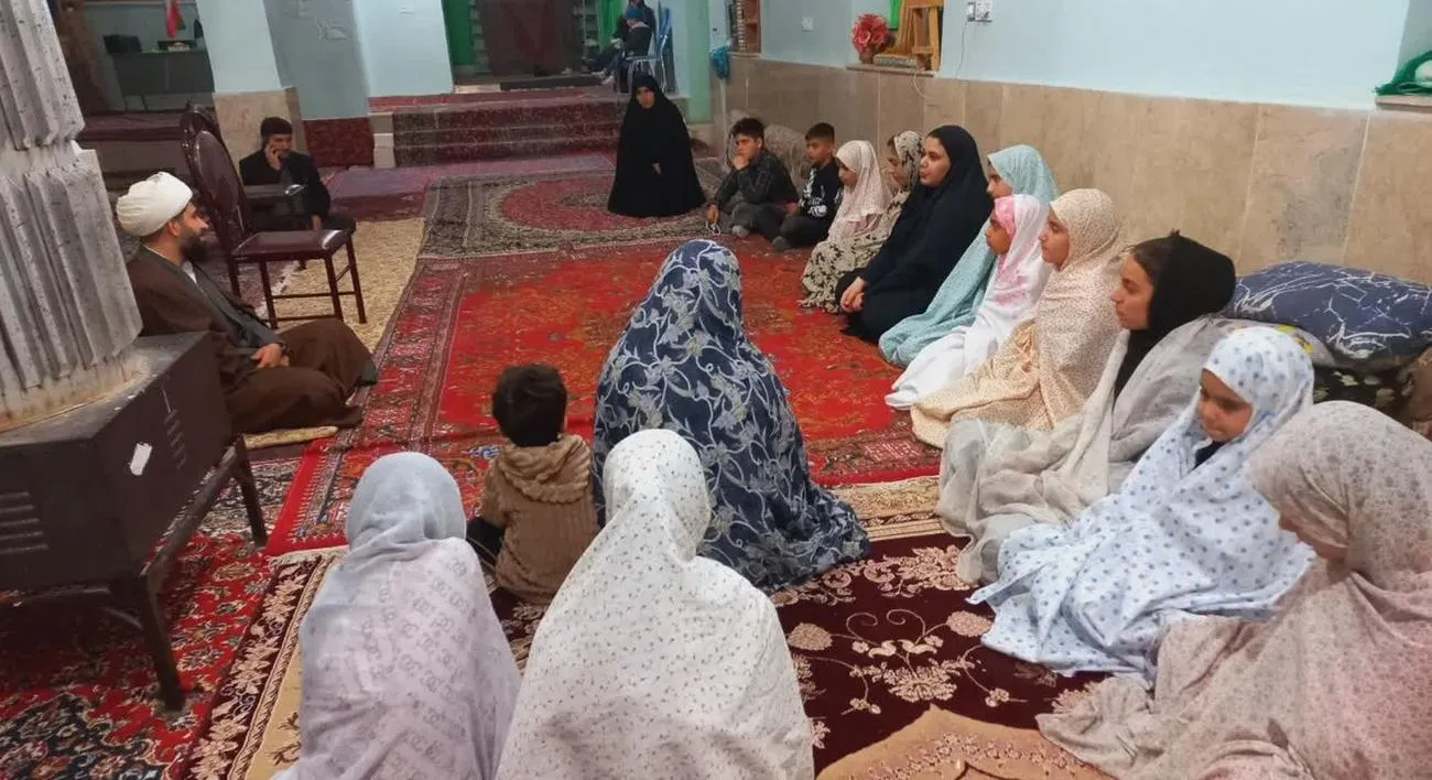 برگزاری نشستهای تخصصی نماز ویژه معتکفین چهارمحالوبختیاری