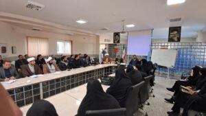 سلسله کارگاه های تخصصی «تربیت نماز محور» گلپایگان اصفهان