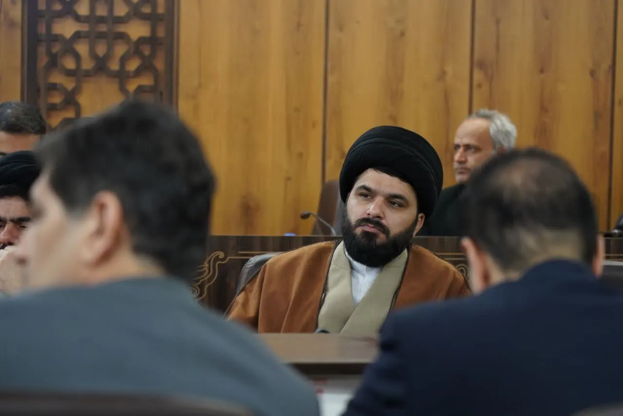 جلسه شورای اقامه نماز استان لرستان در سالن جلسات استانداری با حضور مدیران استانی