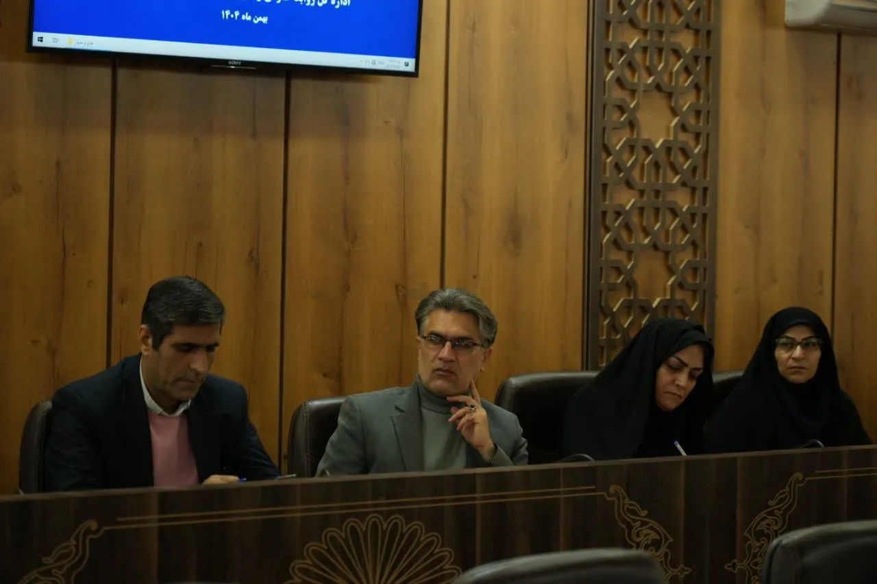 جلسه شورای اقامه نماز استان لرستان در سالن جلسات استانداری با حضور مدیران استانی